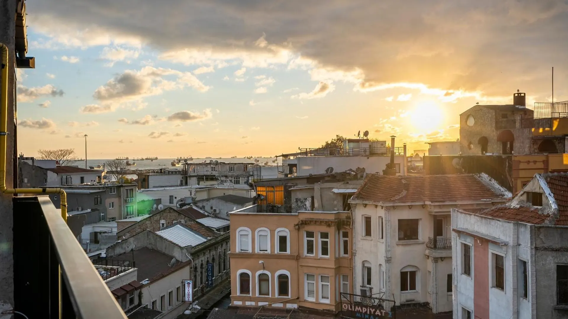 Old Harbour Hotel Istanbul